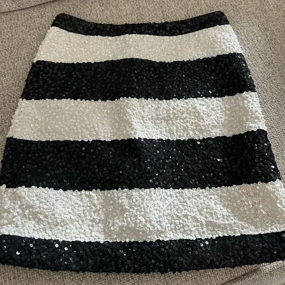Alice + Olivia Black and White Sequin Pencil Skirt - Picture 1 of 4